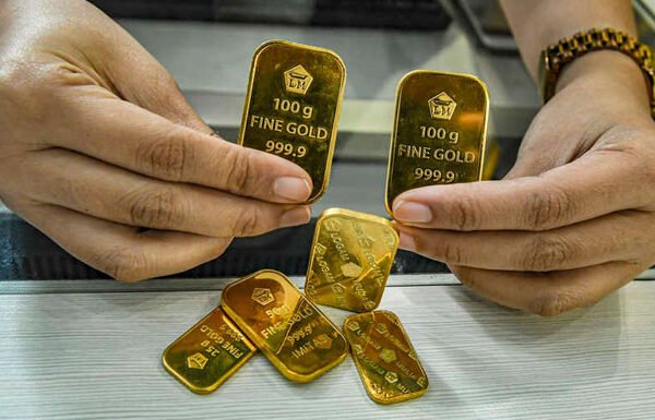 Emas Antam Kamis 7 Agustus Turun Lagi ke Rp1.943.000 per gram