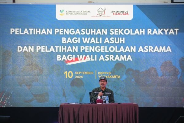 Kemensos Latih Ratusan Wali Asuh dan Wali Asrama Sekolah Rakyat